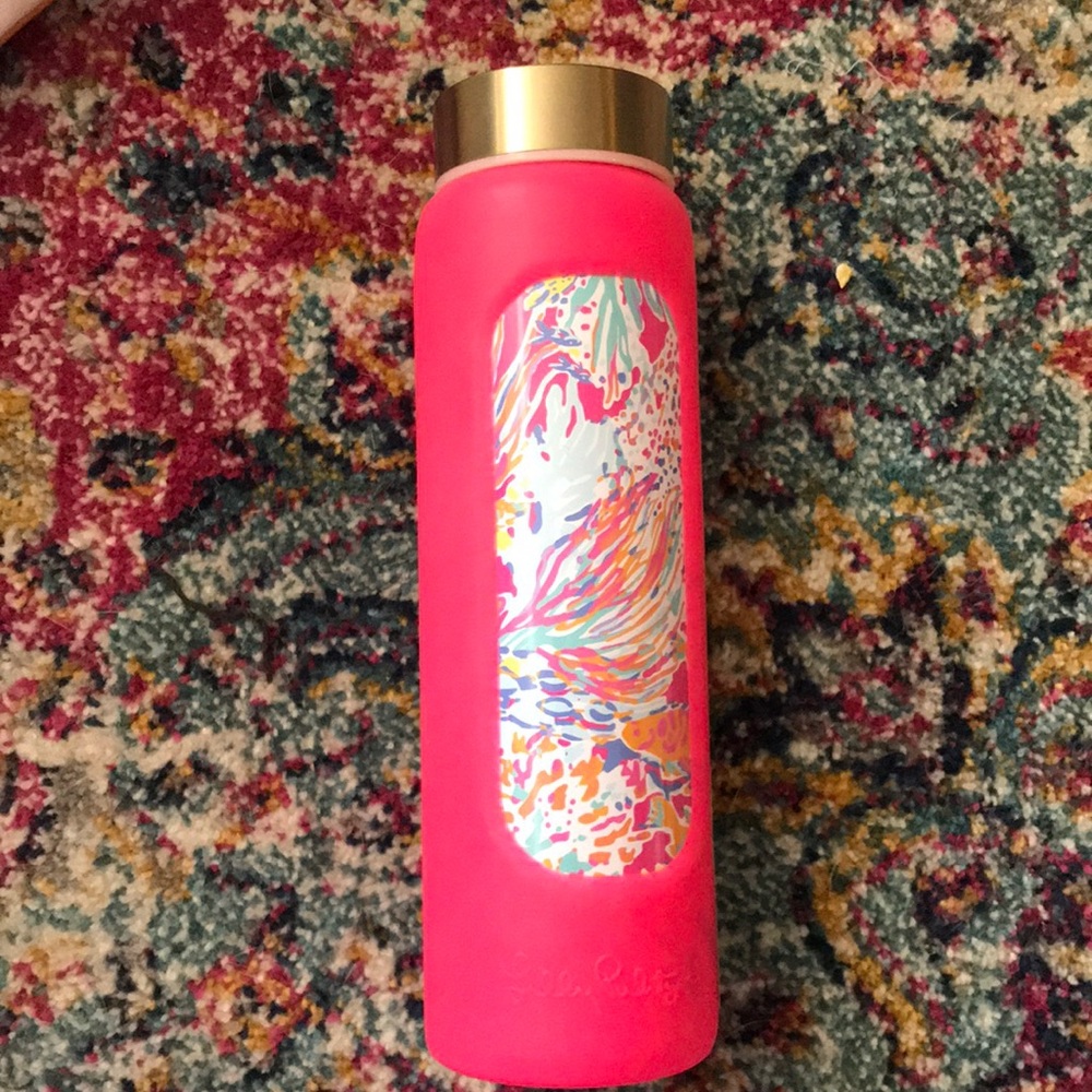 Lilly Pulitzer glass water bottle